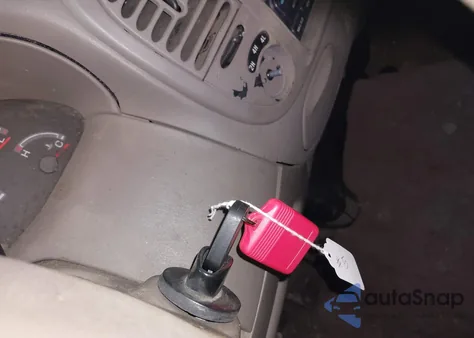 2003 Ford F-150 Lariat/Xlt из США, поврежденный, VIN 1FTRW08LX3KD69235